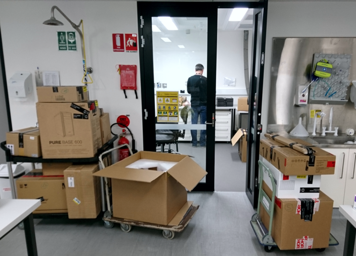 Unpackaging and preparation of RT-DC instruments for installation at customer laboratories